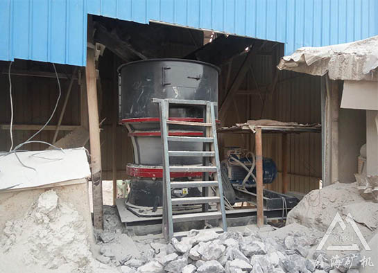 單缸圓錐破碎機(jī)