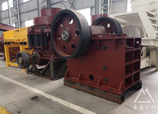 顎式破碎機(jī)