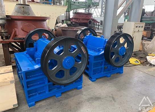 顎式破碎機(jī)