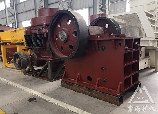 顎式破碎機(jī)