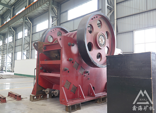 顎式破碎機(jī)