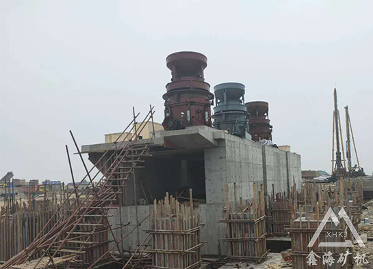 圓錐破碎機(jī)