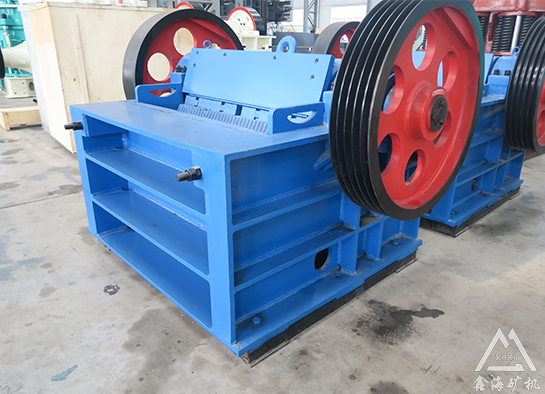 顎式破碎機(jī)