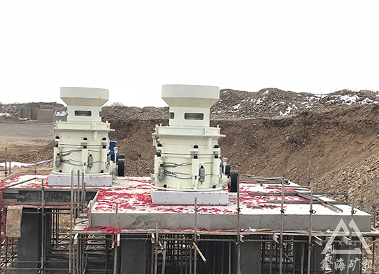 液壓圓錐破碎機(jī)