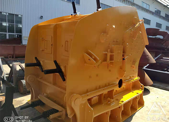 反擊破碎機(jī)