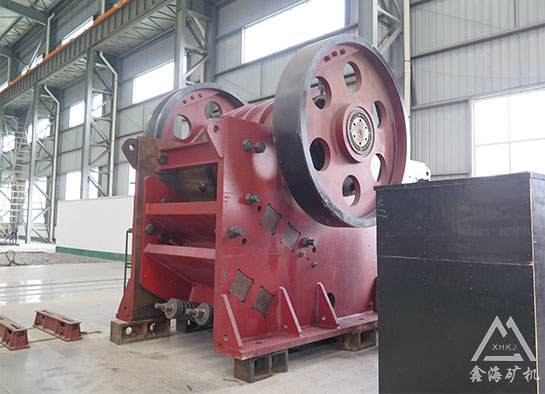 顎式破碎機(jī)