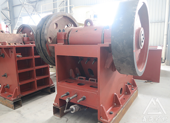 顎式破碎機(jī)